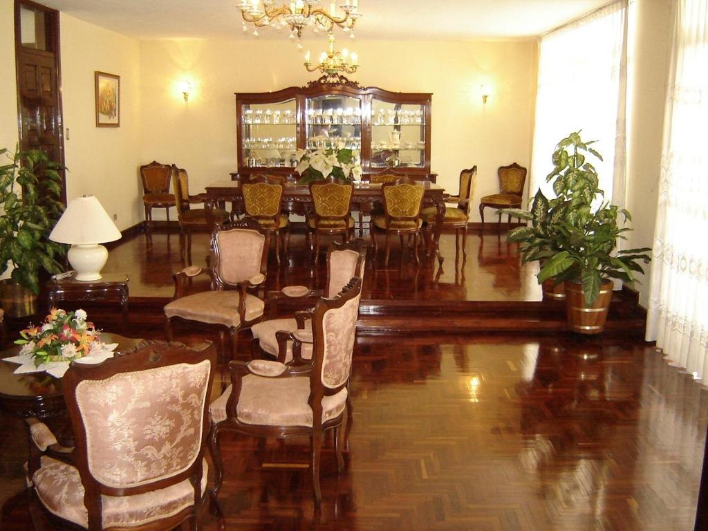 Hotel Cantabria Guatemala City Exterior photo