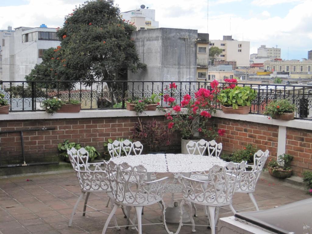 Hotel Cantabria Guatemala City Exterior photo