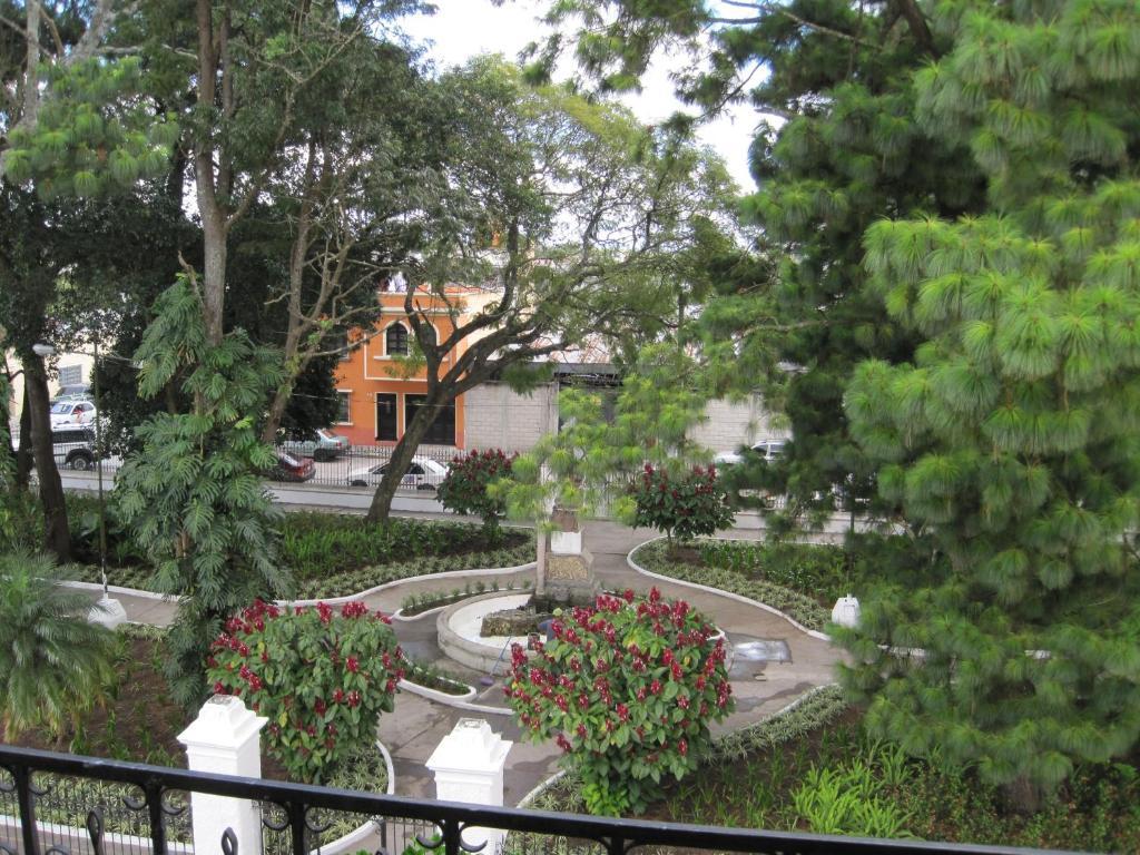 Hotel Cantabria Guatemala City Exterior photo